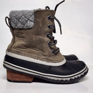 Sorel Waterproof Snow boots Size 6 Women’s